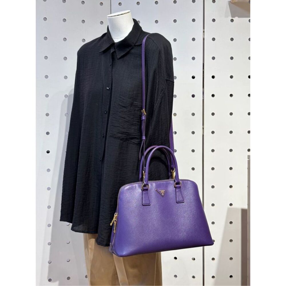 Prada Women Pre-Loved Bag Very Good Condition